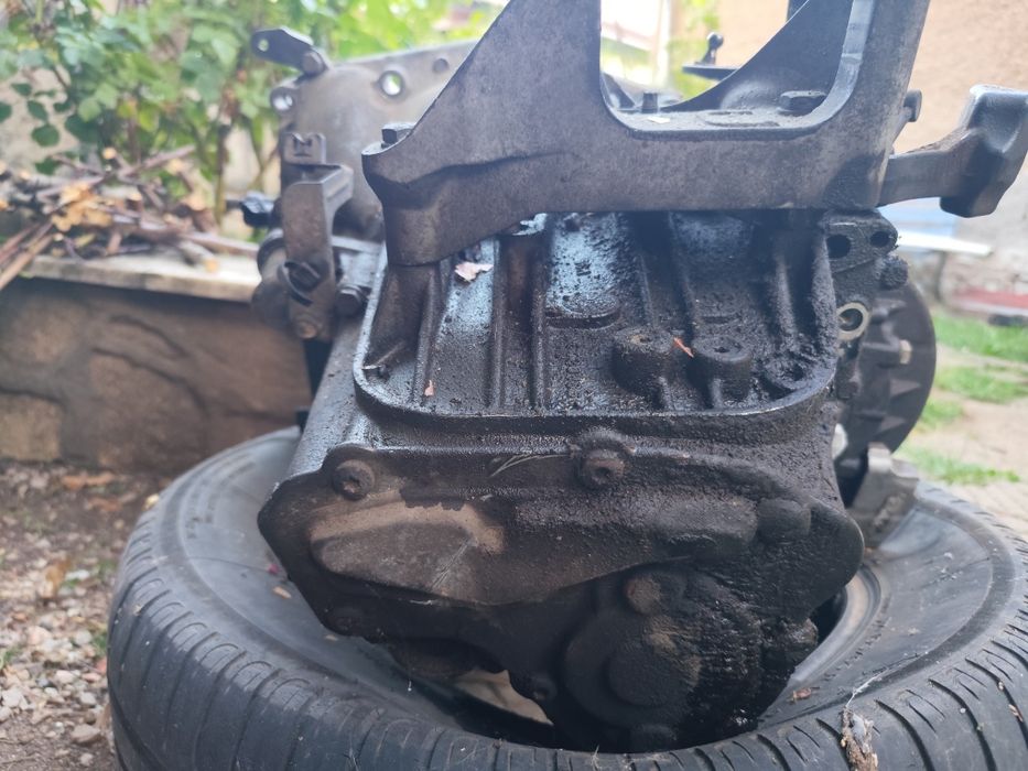 Пежо 407 Ръчна петстепенна скоростна кутия