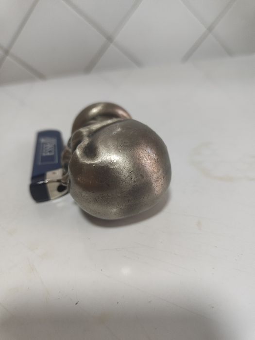 Продам железный череп
