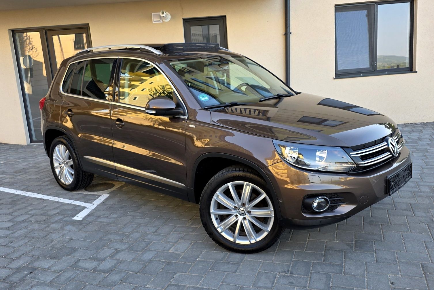 Vw tiguan/4x4/automat/panorama/cup/imoecabil