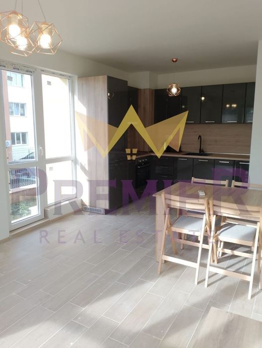 Дава се под наем Тристаен апартамент в Варна, Възраждане 4 - 75 кв.м за 663 € - Снимка #3