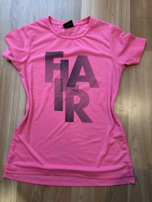 Розова тениска на Flair