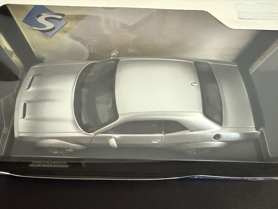 Macheta Dodge Challenger 1/18 Solido