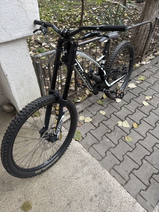 Bicicleta full suspension Nukeproof pulse comp