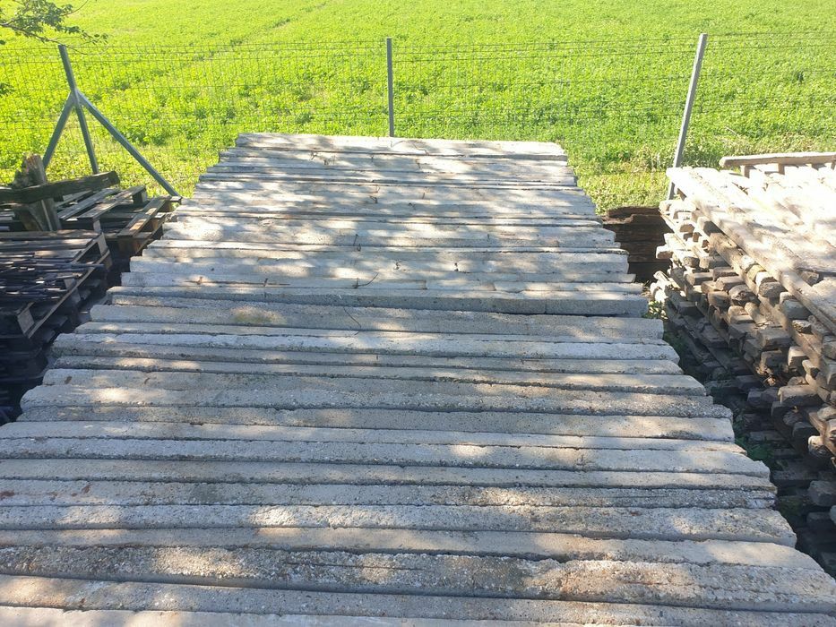 Spalier beton stâlpi de vie de gard din defrișări etc