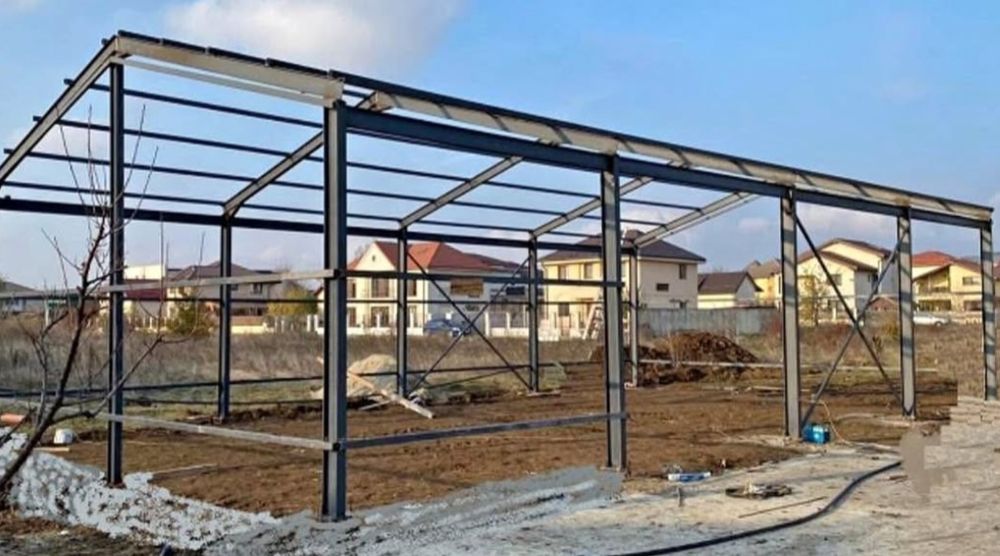 Vand Hale și structuri metalice.
Avem pe stoc o gama variata de dimens