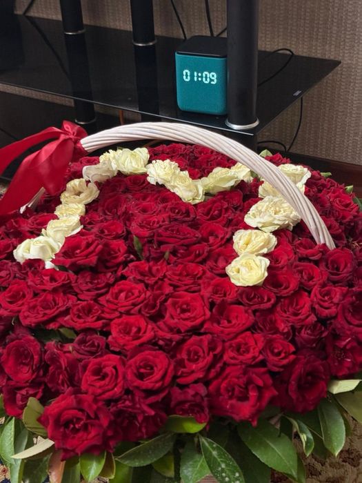 Цветы в корзине с первой буквы