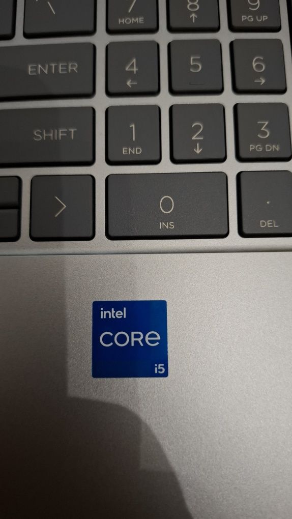 Hp laptop core i5 hd