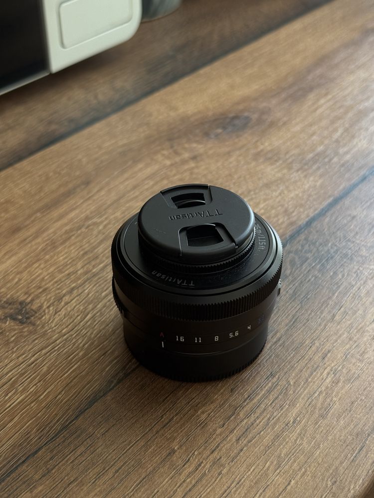 Обектив TT Artisans 27mm f2.8