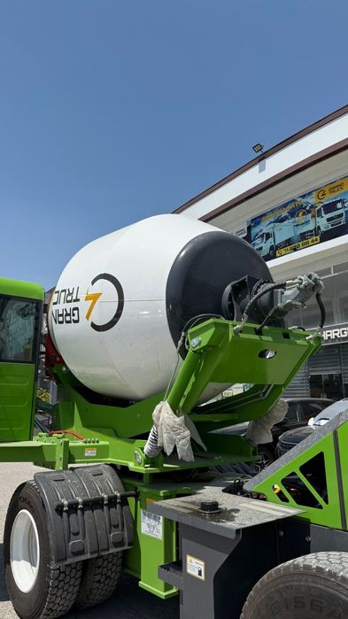 Betonmeshalka carmix karmiks  3.5 m³