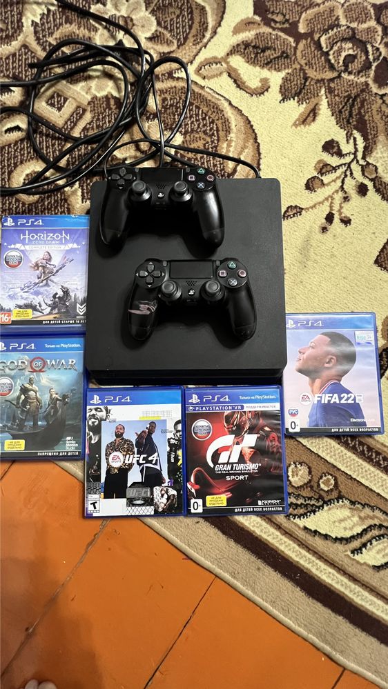 Продам ps4