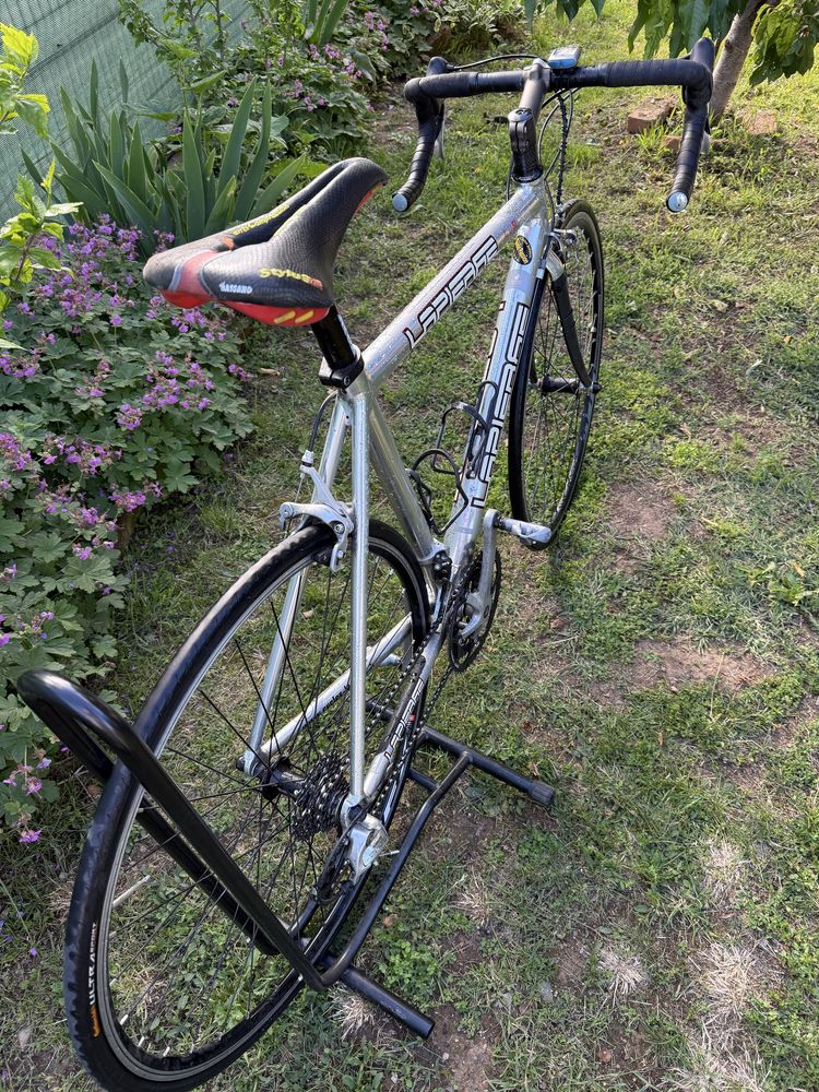 Алуминиев бегач 29"LAPIERRE тегло 9,5кг