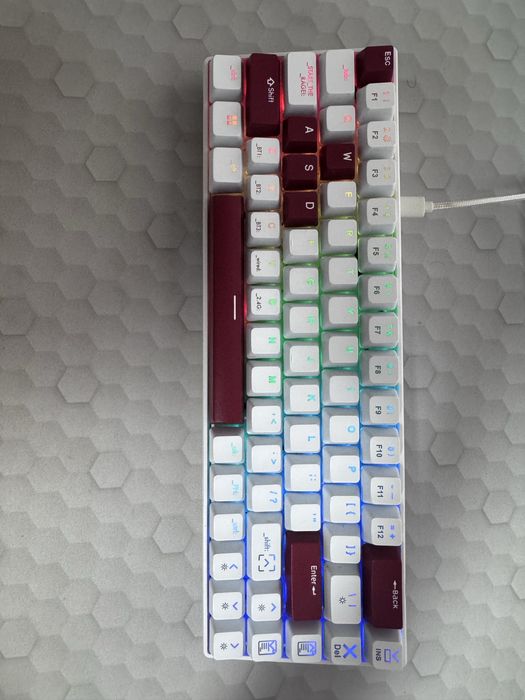 Tastatura gaming aqirys mira