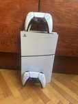 Play station 5  slim 825 gb 2 controllere