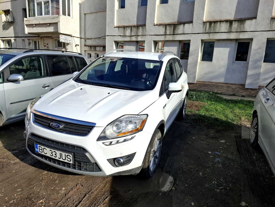 Ford Kuga Titanium S 4x4 163 CP