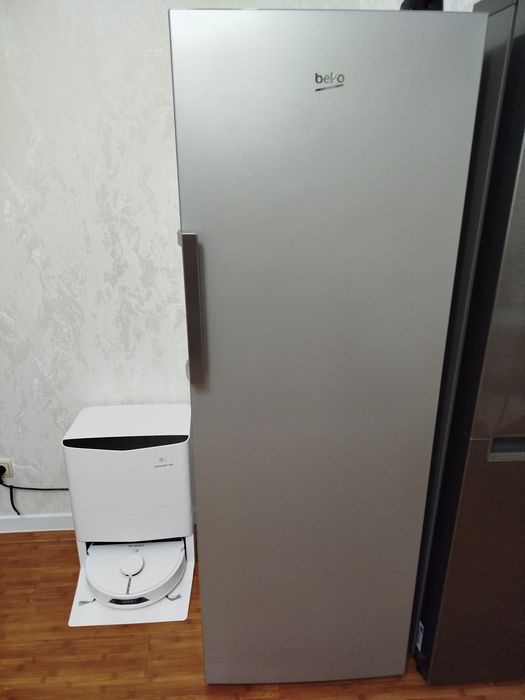 Продам морозильник "beko"
