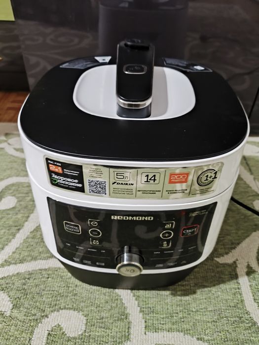 Скороварка-мультиварка Redmond RMC-P350
