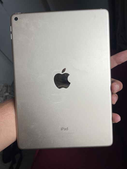 Ipad air a1566 blocat / ecran defect