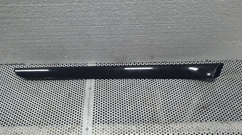 Ornament panou usa stanga fata  AUDI A4 II Avant 8E5, B6 2000 - 2005 8E0867409G / 8E0 867 409 G