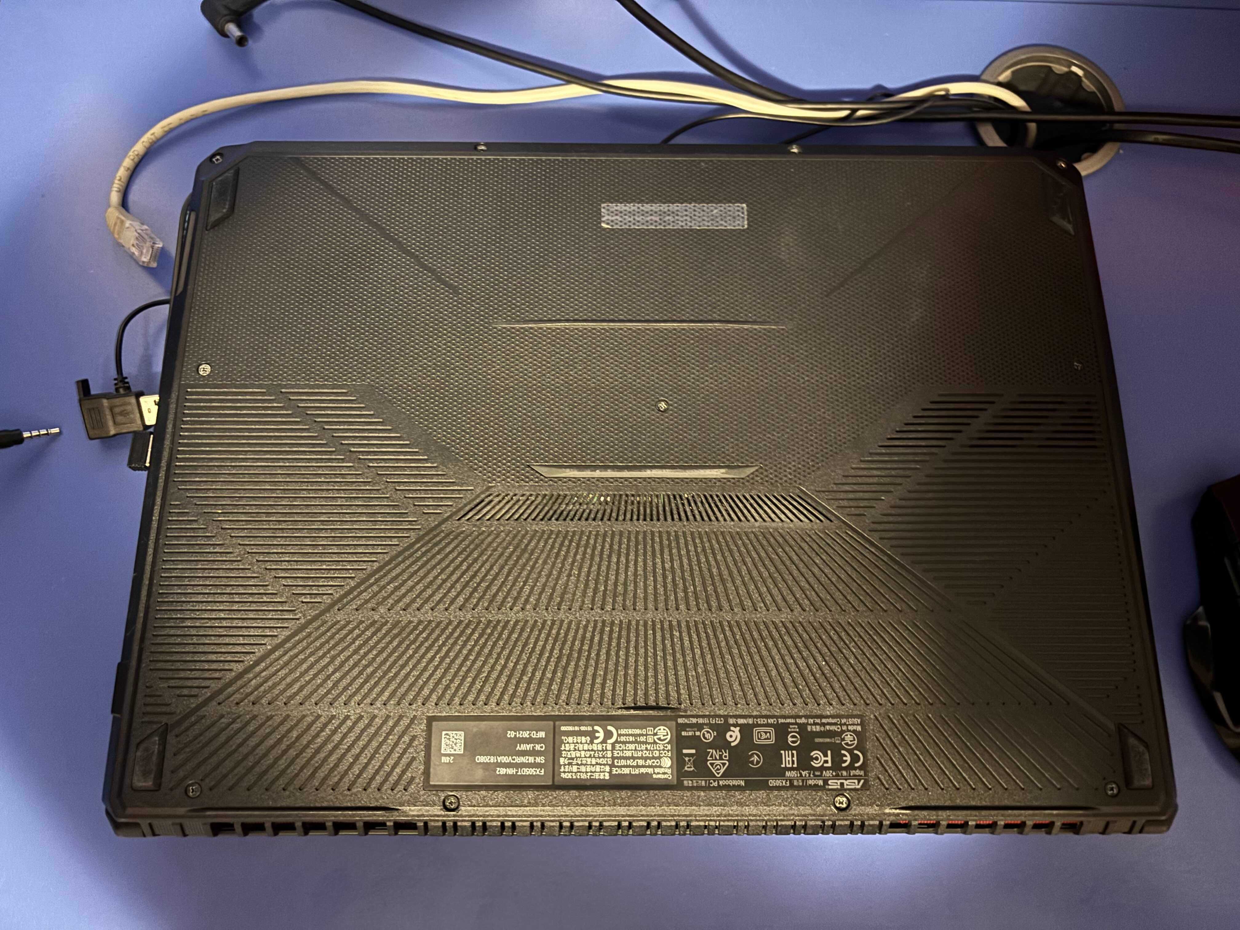 Laptop De Gaming Asus TUF Gaming FX505DT_FX505DT  FARA STICKERE