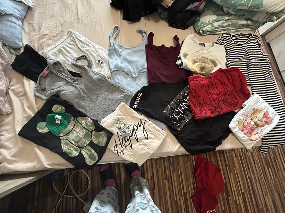 Дрехи, нови и втора употреба БЕЗ ЗАБЕЛЕЖКА