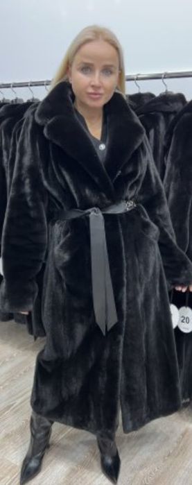 Продается Шуба норковая черного цвета