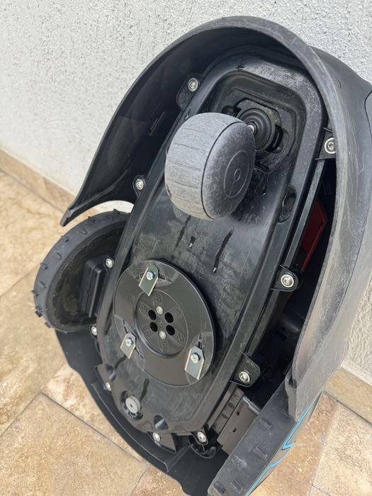 Robot tuns iaraba Gardena Sileno minimo 500