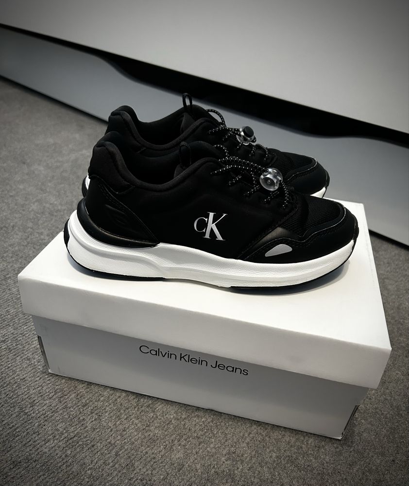 Детски марстонки Calvin Klein