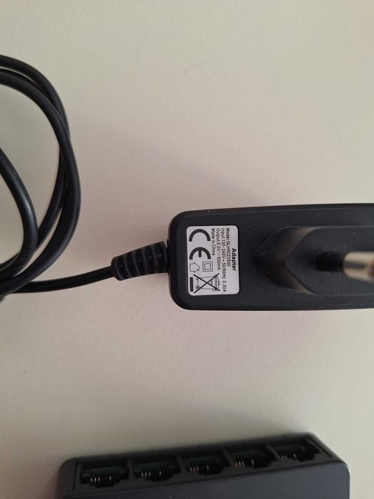Switch 5 porturi 10/100Mb mini Alien