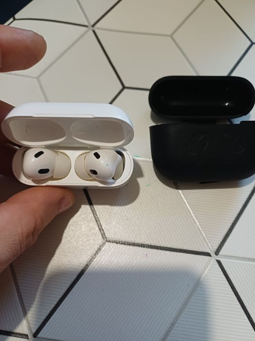 наушники Airpods