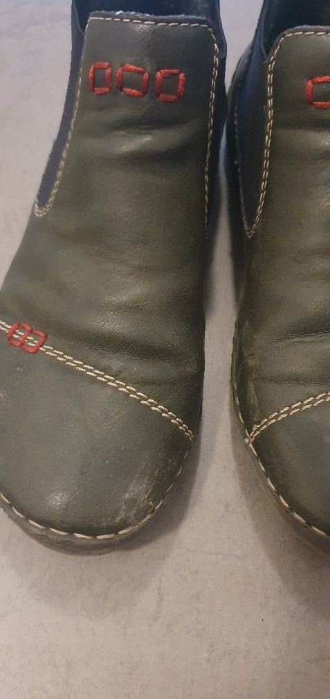 Pantofi de piele naturala