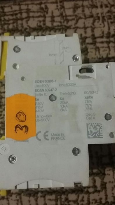 Echipamente electrice 230/400 v