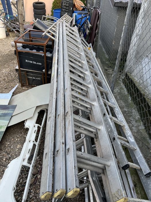 Scara din aluminiu 3 tronsoane