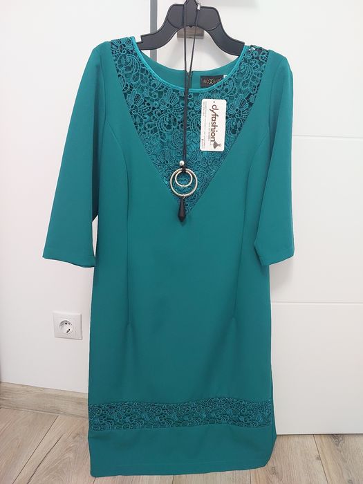 Rochie rochita noua