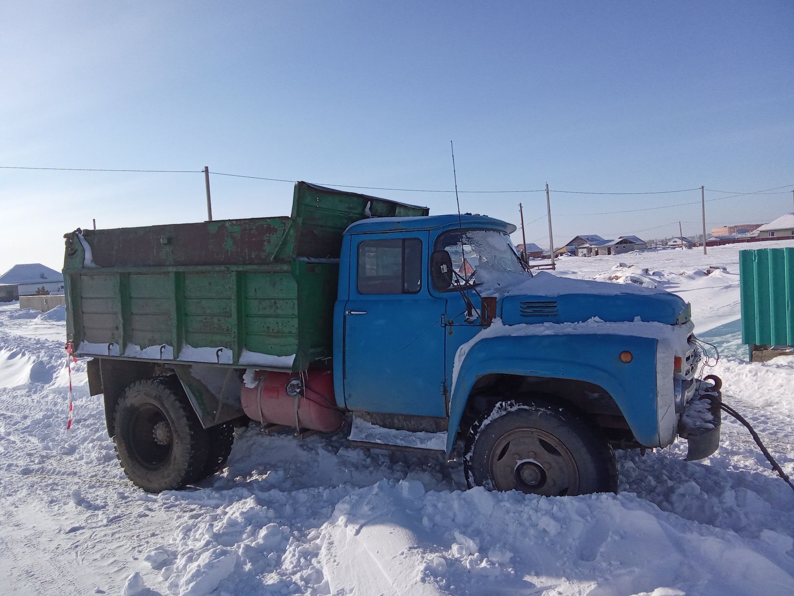 Продам запчасти от зила