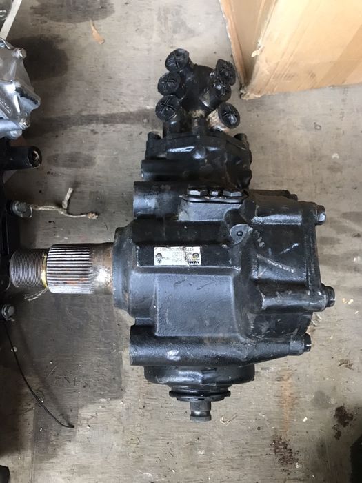 Caseta de directie Noi si SH 8x4 si simple Mercedes, Man