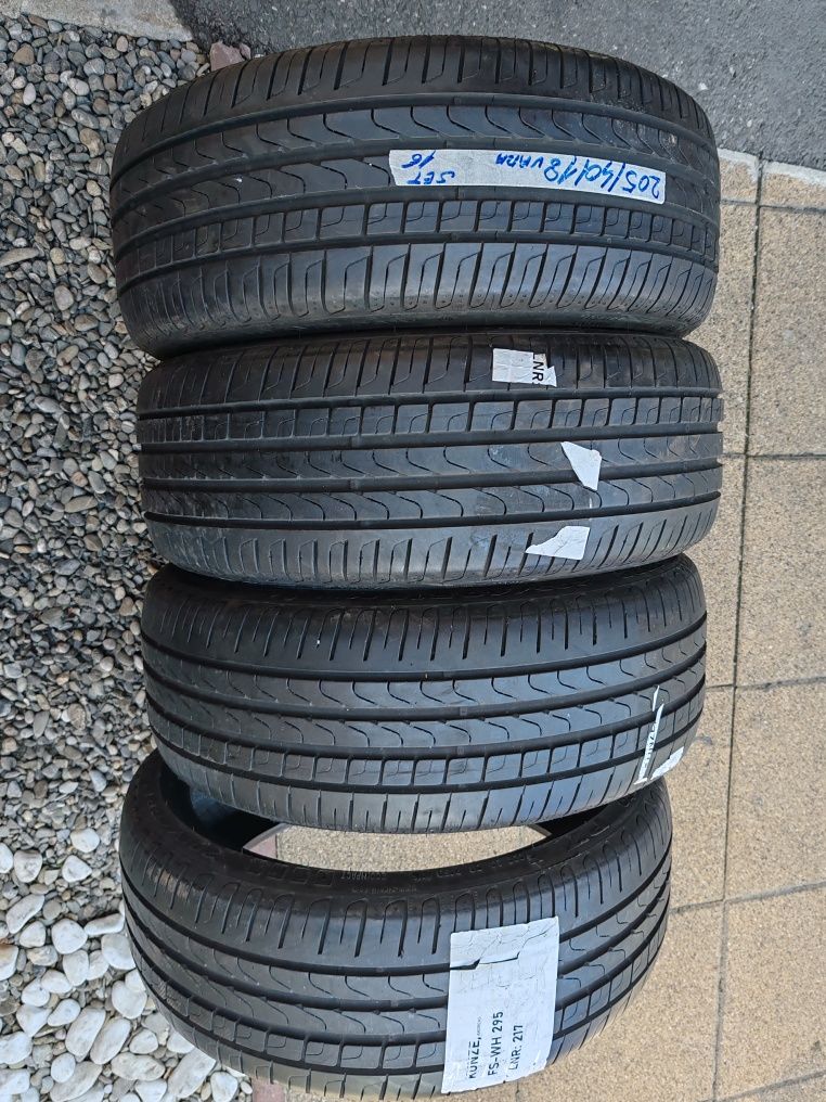 Vând cauciucuri 205/40/18 de vară set complet //Pirelli//