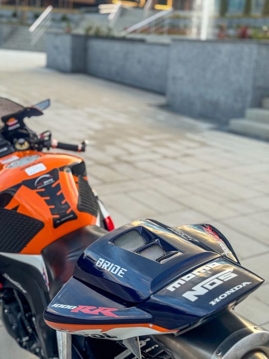 Honda cbr 1000 rr