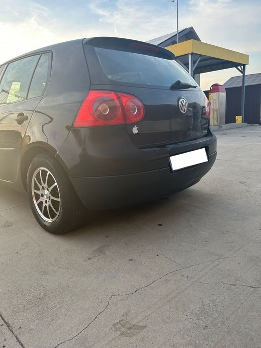 Volkswagen Golf 5 - 1.4 Benzină