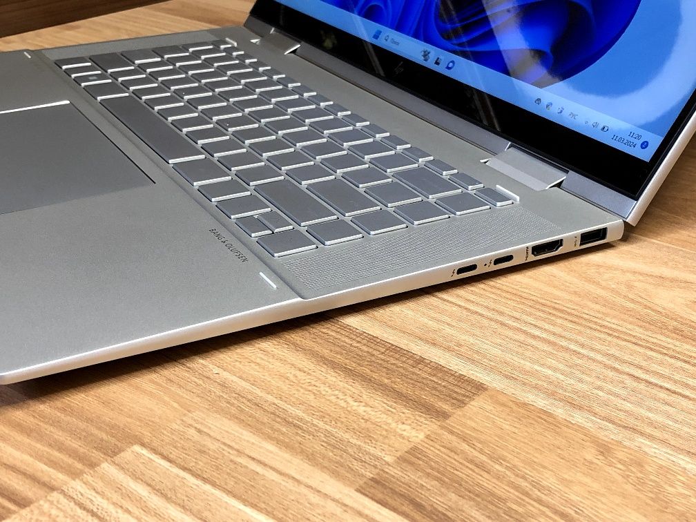 HP Envy 15 intel Core i7 13го поколения Мощный сенсорный трансформер