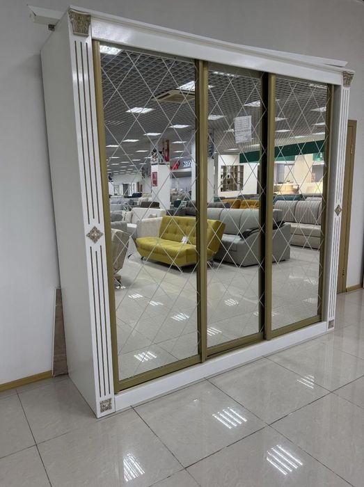 Продается шкаф-купе