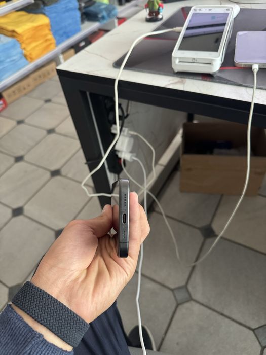 Iphone 15 pro srochna