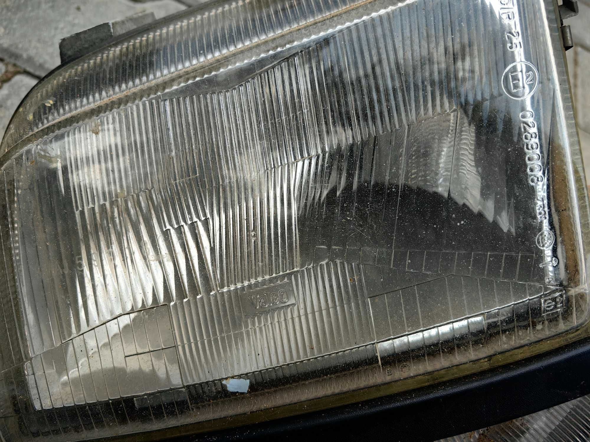 Стопове и фарове за Renault Clio 1