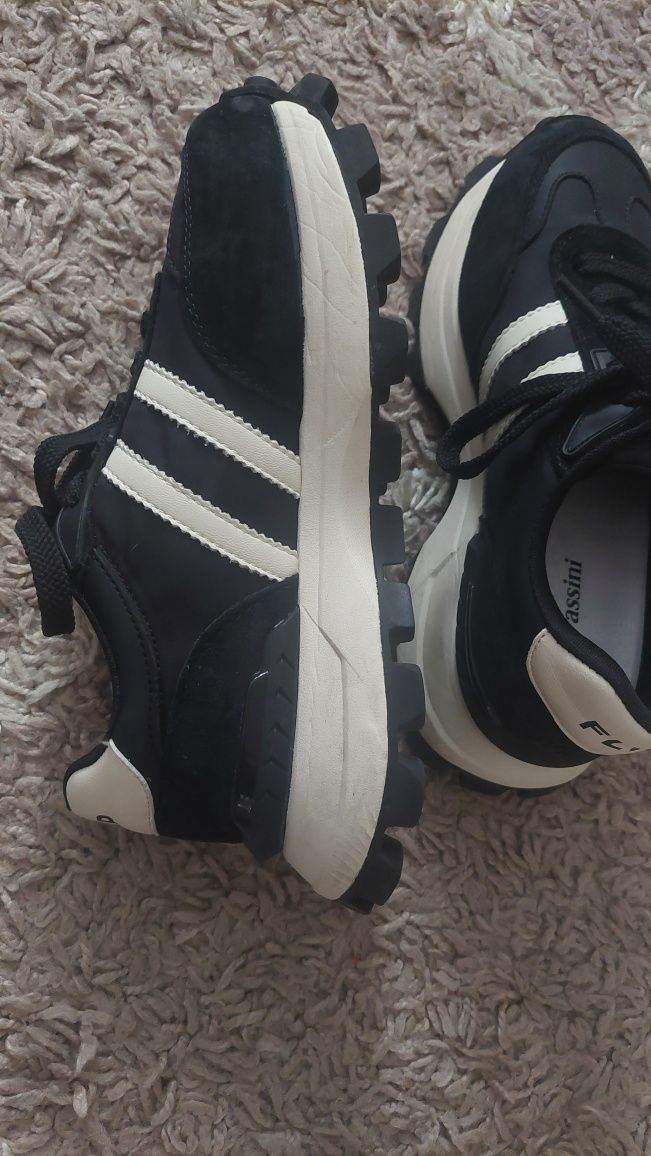 Pantofi sport Flavia Passini