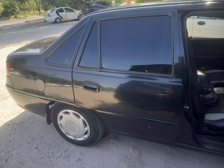 Nexia 2 rangi qora