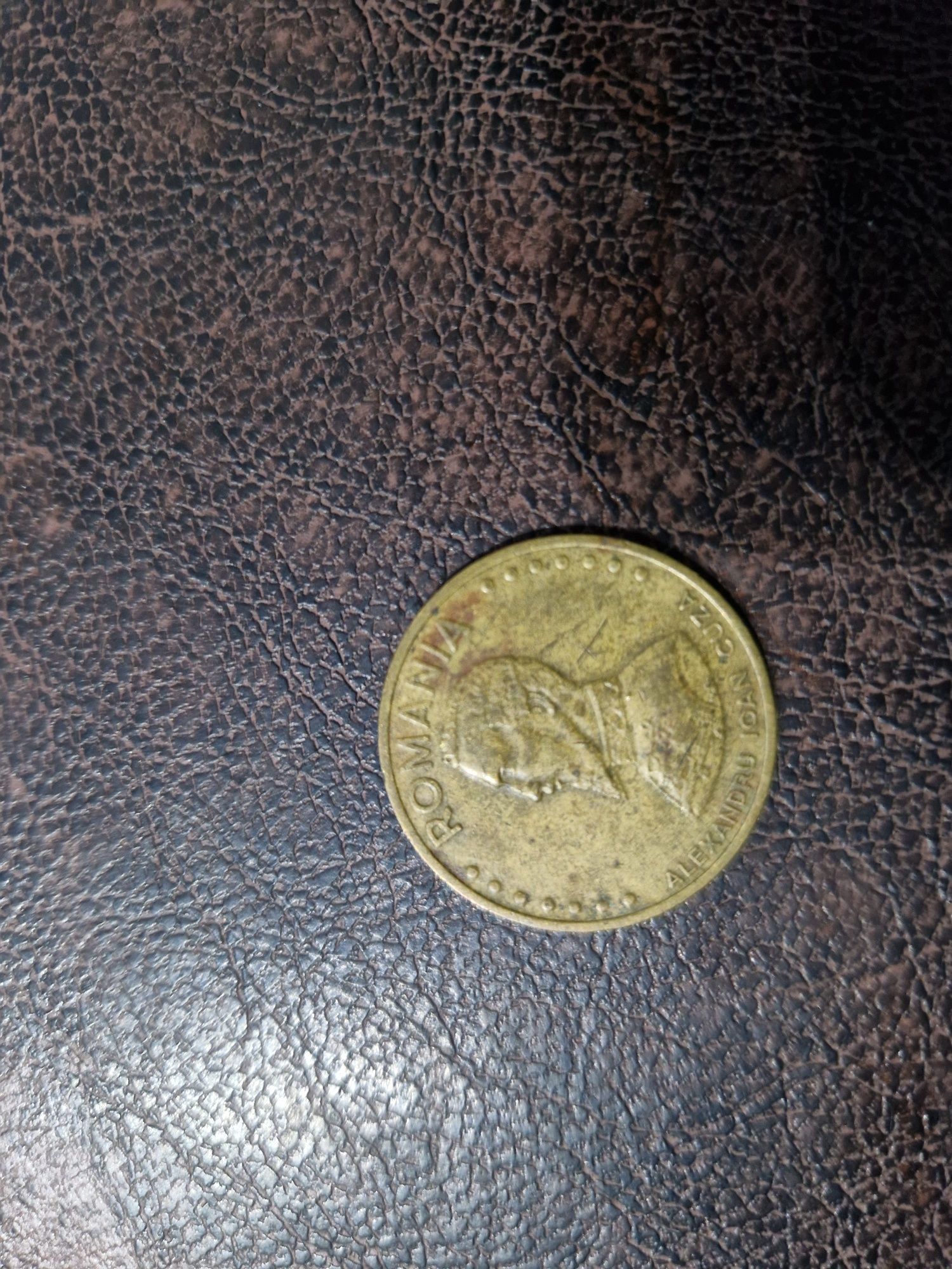 Vând moneda 50 lei din anul 1992
