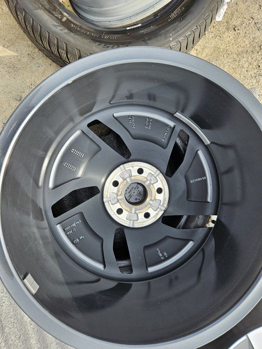 Vând jante r19 vw ID 4 ID 5 ID 6 Buzz