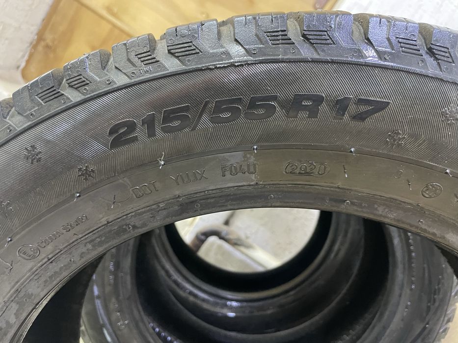 Резина зимние 215/55 R17