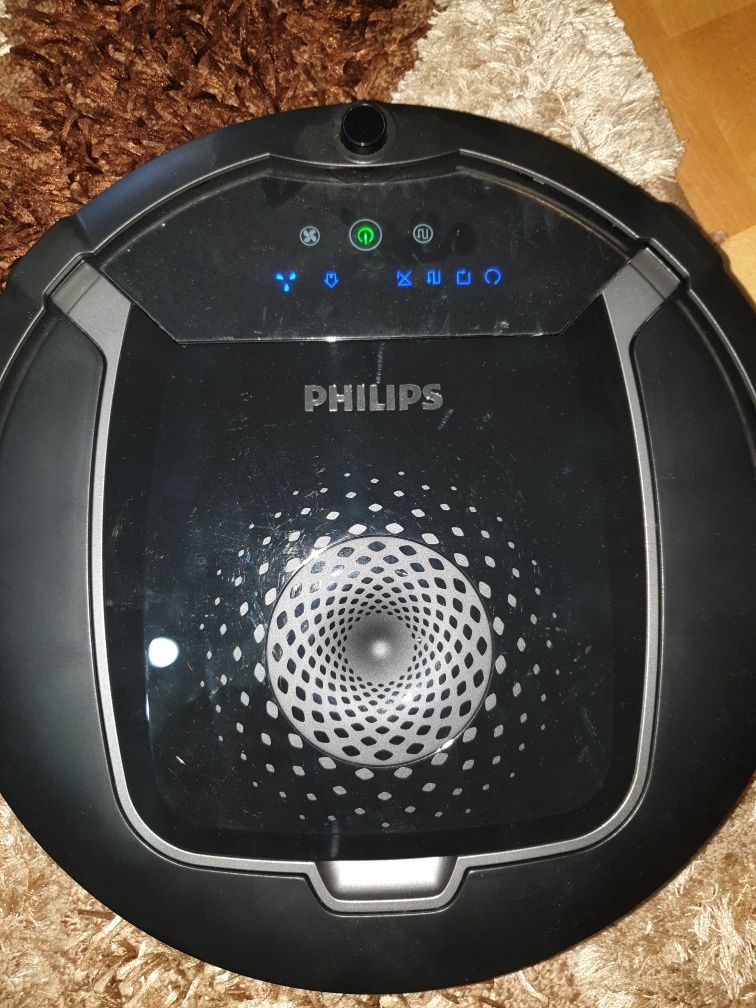 aspirator robot philips fc8810 utilizat de 2 ori