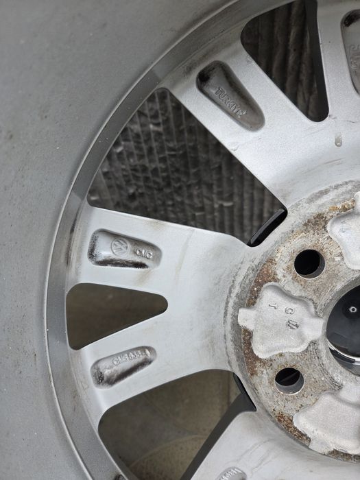 Джанти за VW Passat B8 Aragon 5x112 16"