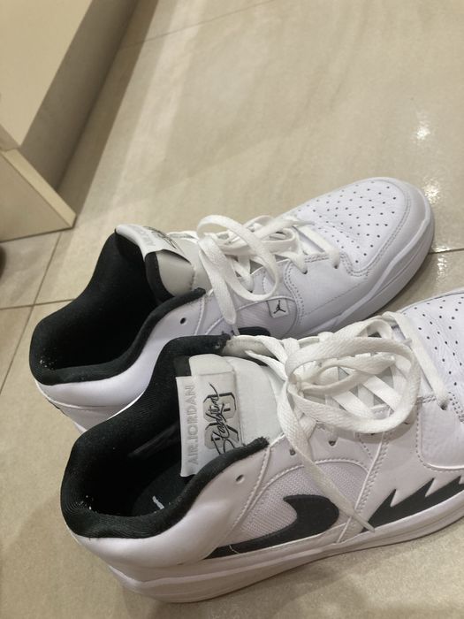 Мъжки бели маратонки Jordan Nike